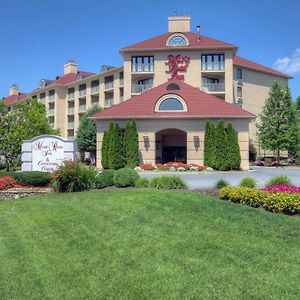 Music Road Resort Inn